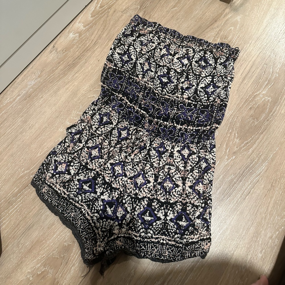 ❤️3 for $12❤️ Aztec print romper